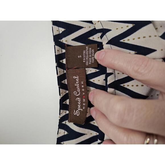 Speed Control Chevron Dress - Picture 10 of 14